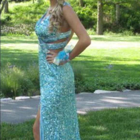 Blue sequin prom/formal dress - Picture 2 of 4
